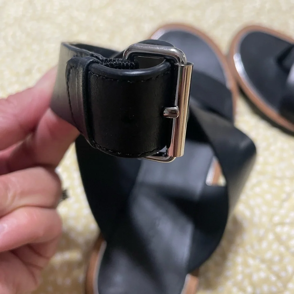 VINCE Mailin Leather Ankle Strap Leather Sandals